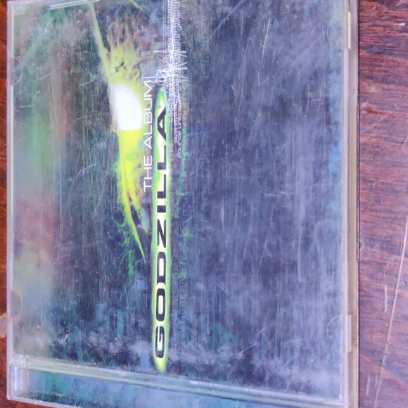 Godzilla soundtrack - Picture 1 of 6